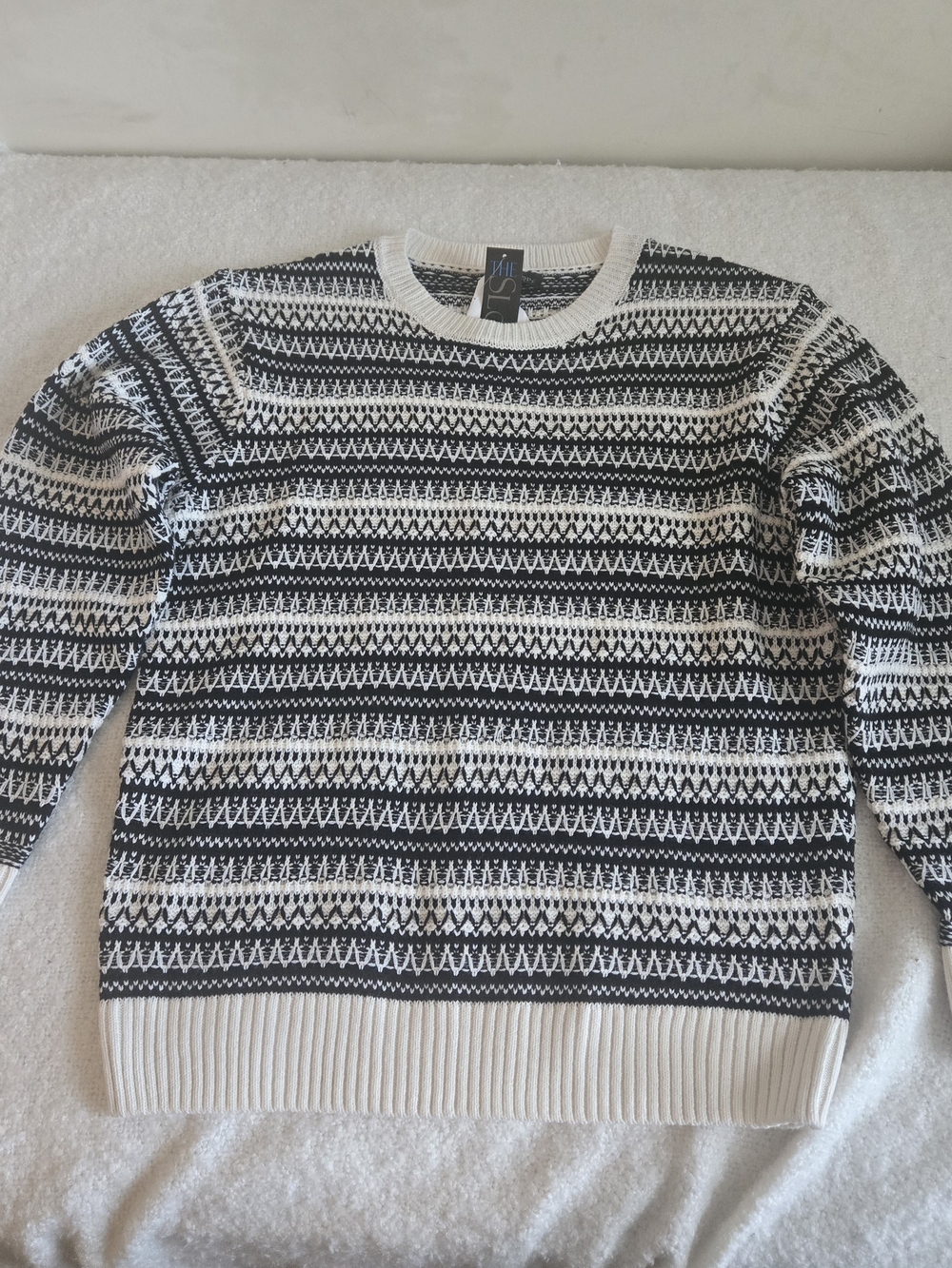 The Slope, XL NWT- black and white Fair Isle pattern -classic crewneck design